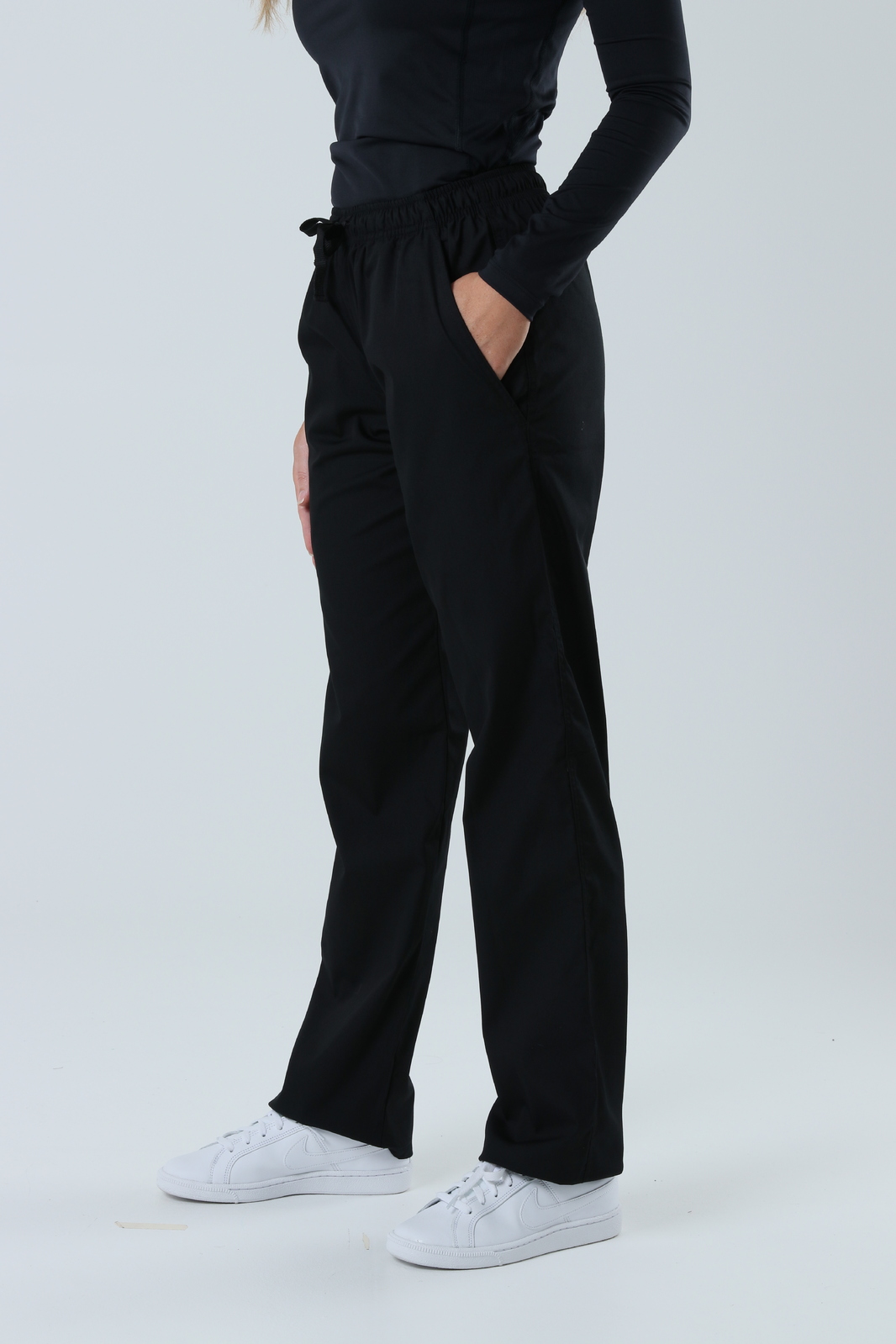 Northpark Private - ED AUM (4 Pocket Scrub Top and Regular Pants in Black incl Logos)