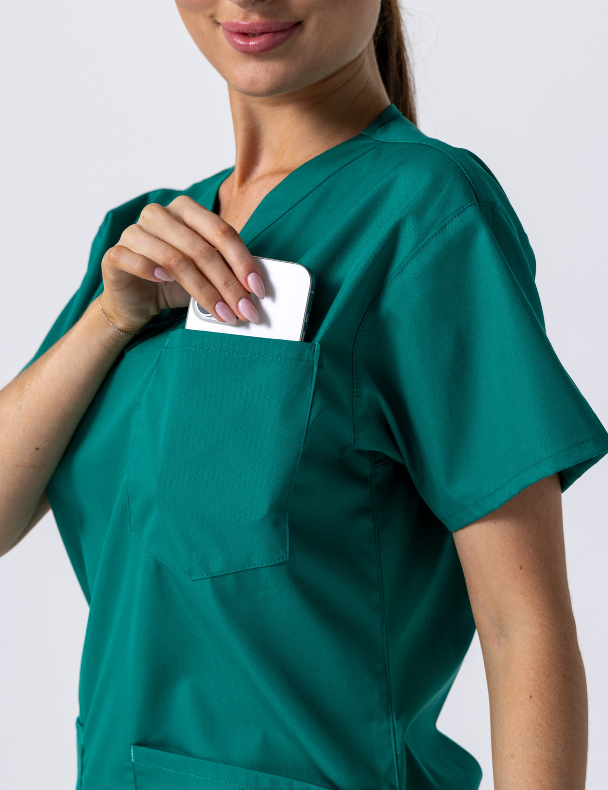 Women's 4 Pocket Scrub Top - Hunter - 3X Large - 1