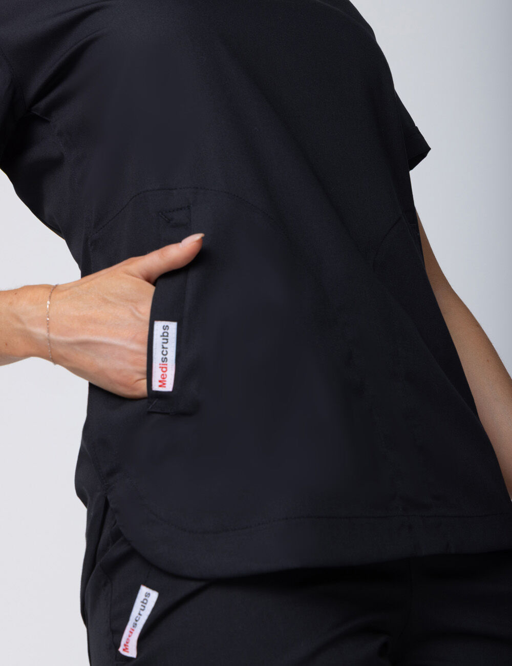 Women's Luxe Pro Scrub Top - Black  M - 2