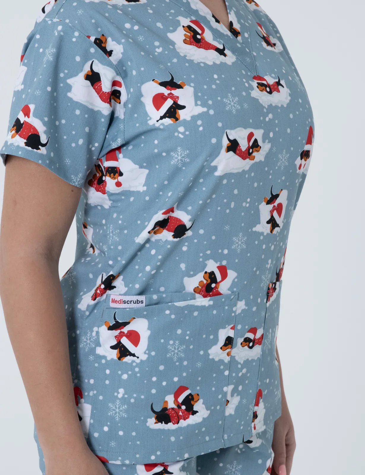 Dachshund Doggy Christmas Snuggles Classic Scrub Top (Unisex) - XXS - 4