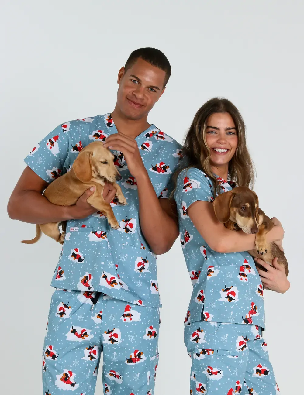 Dachshund Doggy Christmas Snuggles Women's Classic Scrub Top - XXS - 4