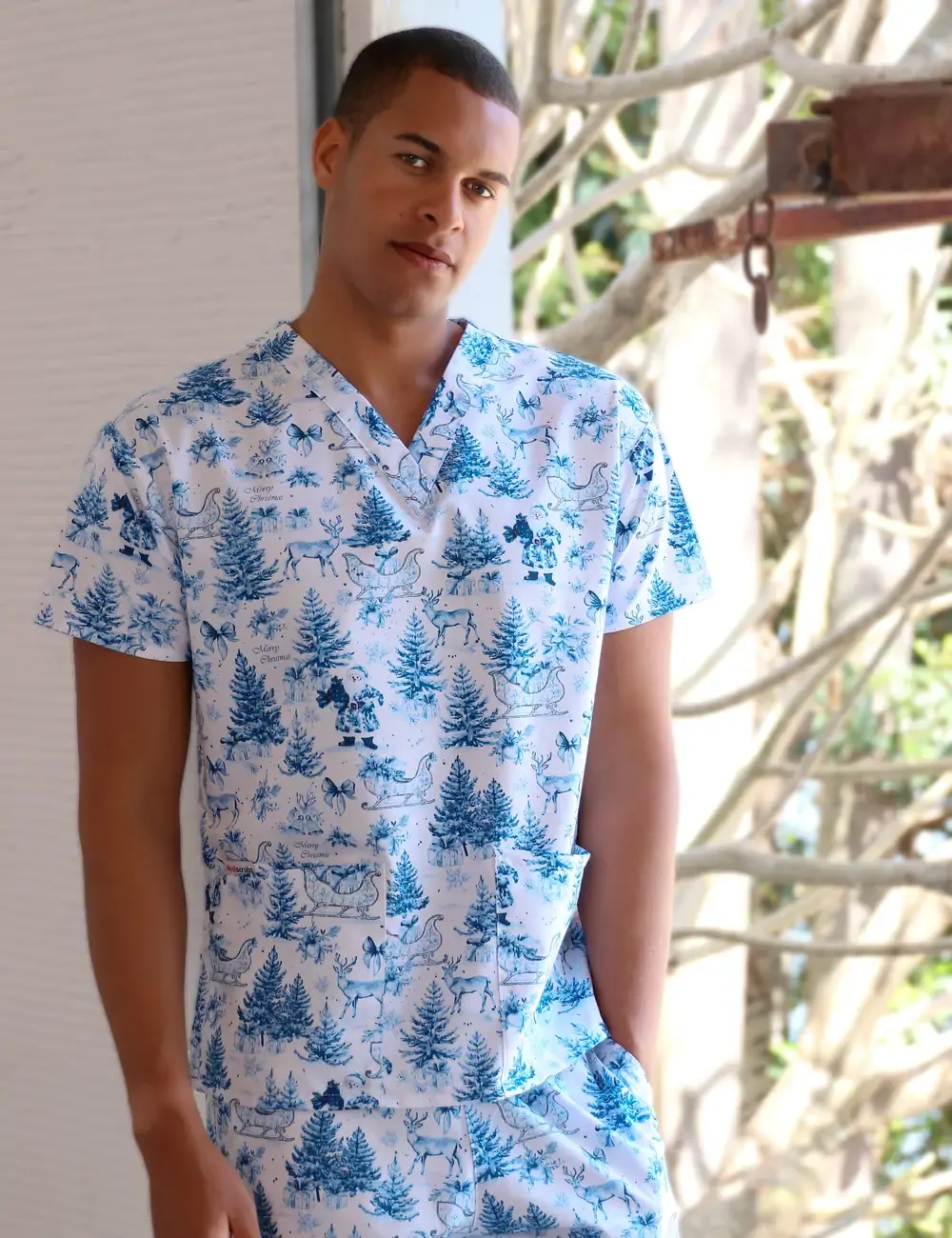 Noel Heritage Christmas Toile Men's Classic Scrub Top - XXS - 4