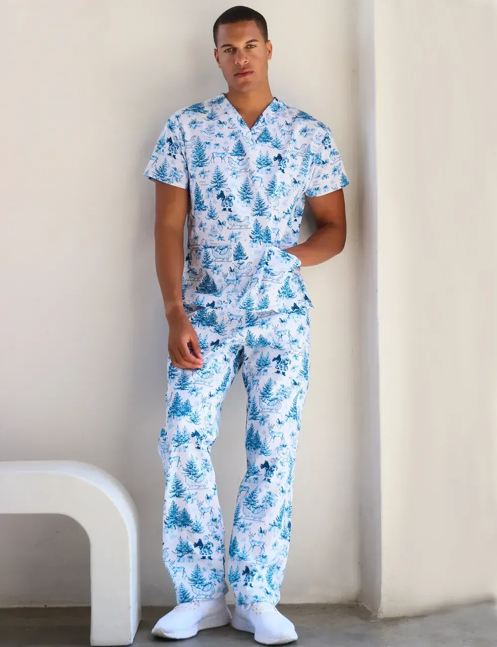 Noel Heritage Christmas Toile Men's Cargo Scrub Pants - XL - 4